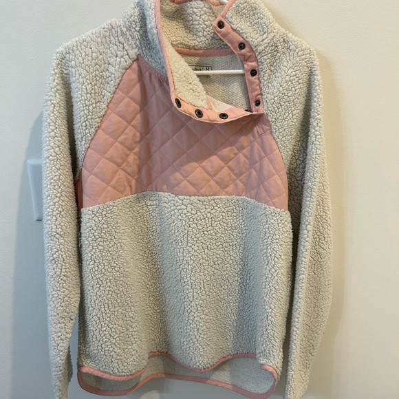 Abercrombie Sherpa - Picture 1 of 3